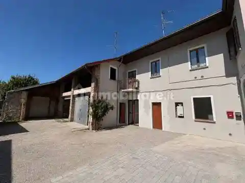 Appartamento in vendita a Tradate