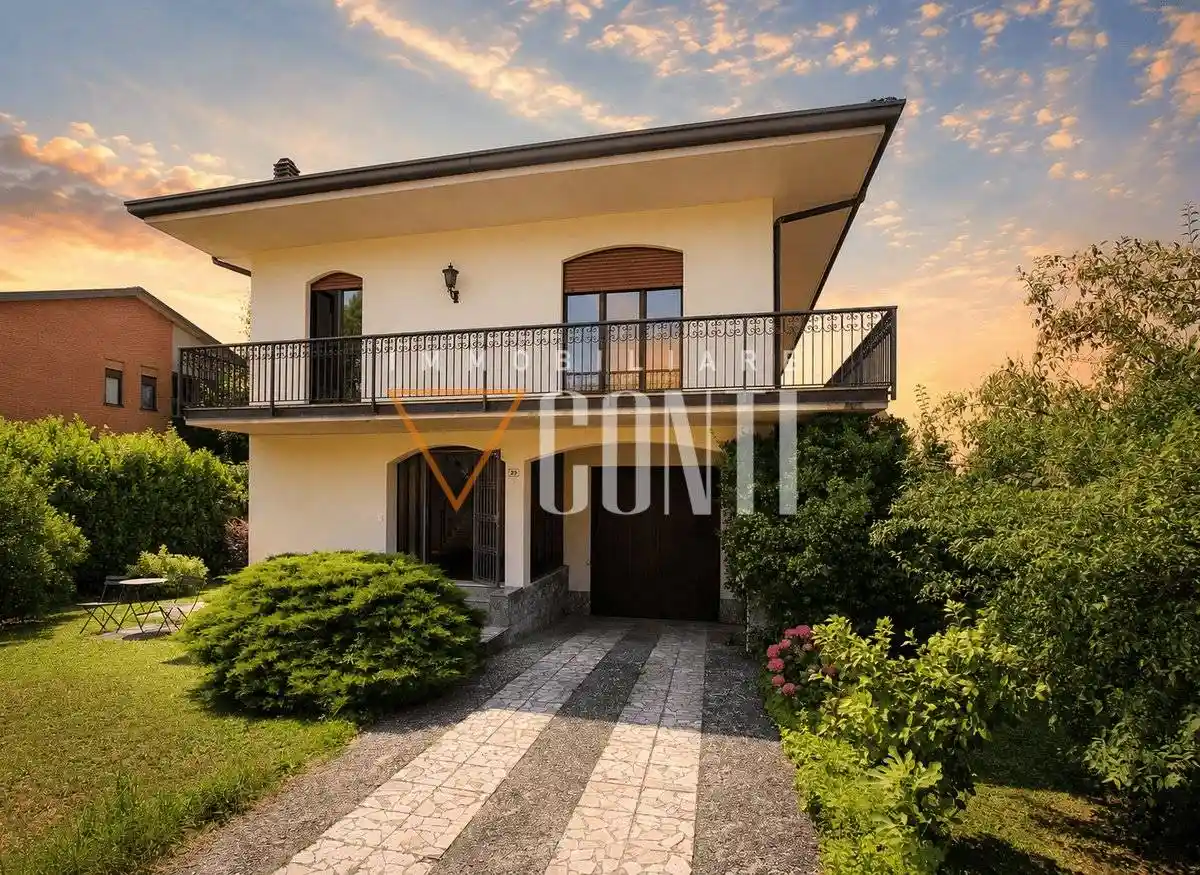 Villa in vendita a Varese