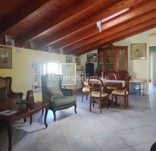 Casa indipendente in vendita a Pescara