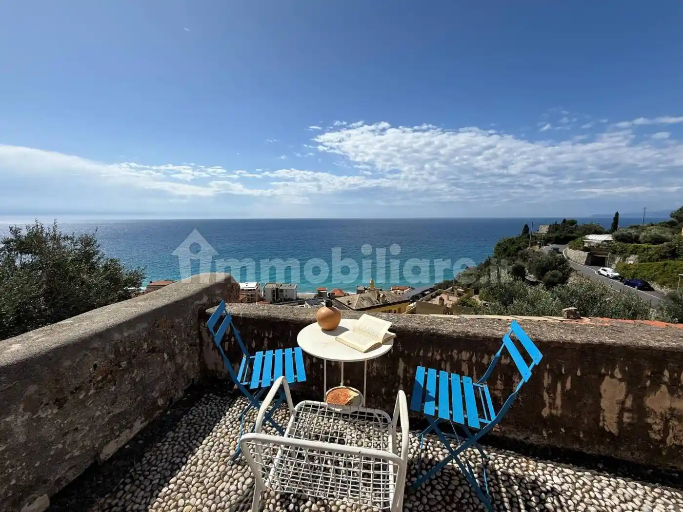 Casa indipendente in vendita a Finale Ligure