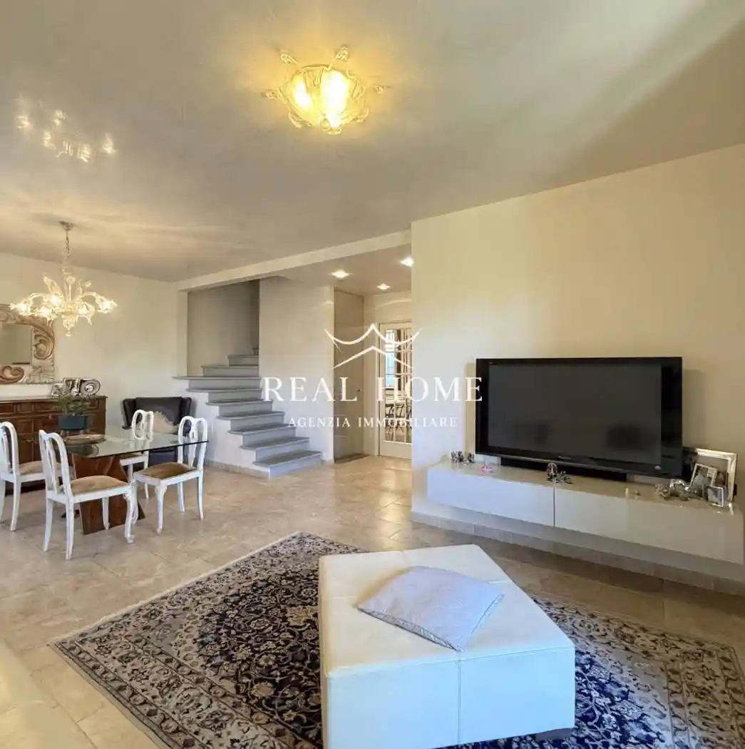 Villa in vendita a Carmignano