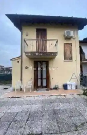 Villetta a schiera in vendita a Offlaga