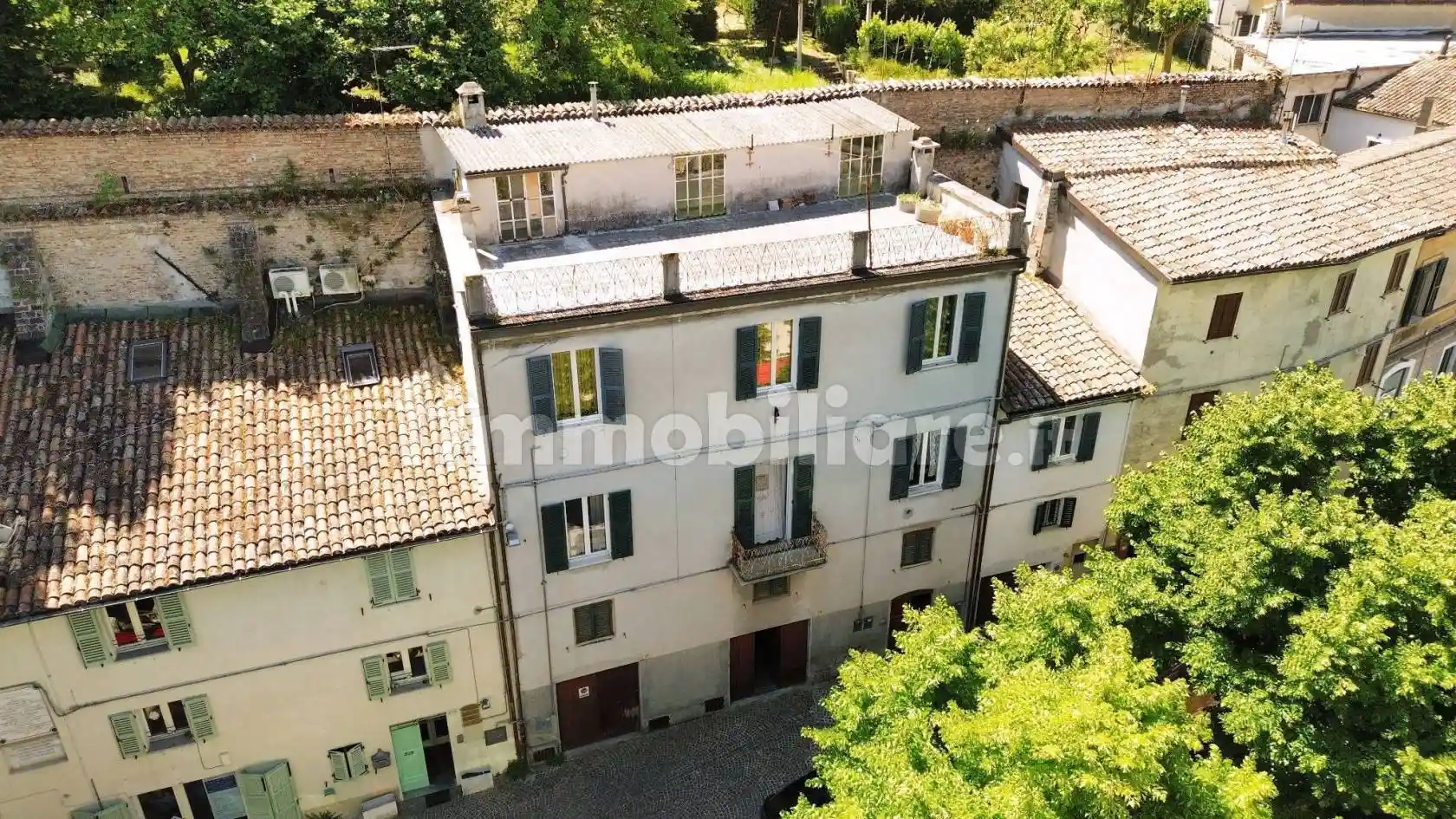 Casa indipendente in vendita a Fabriano
