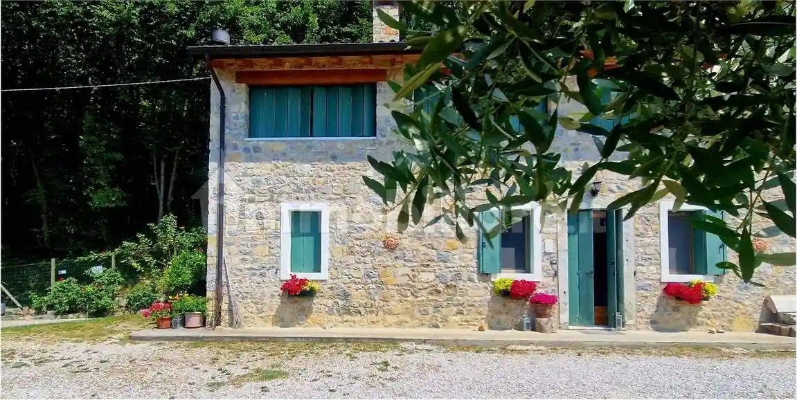 Rustico - Casale in vendita a Fregona
