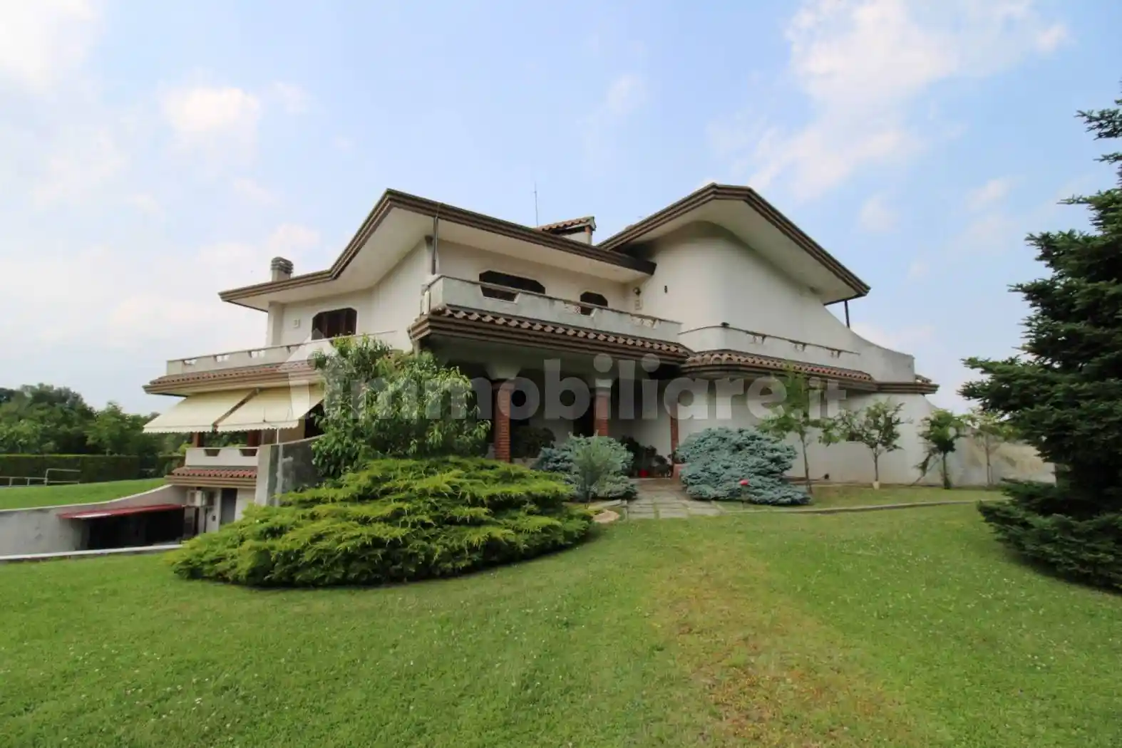 Villa in vendita a Brogliano
