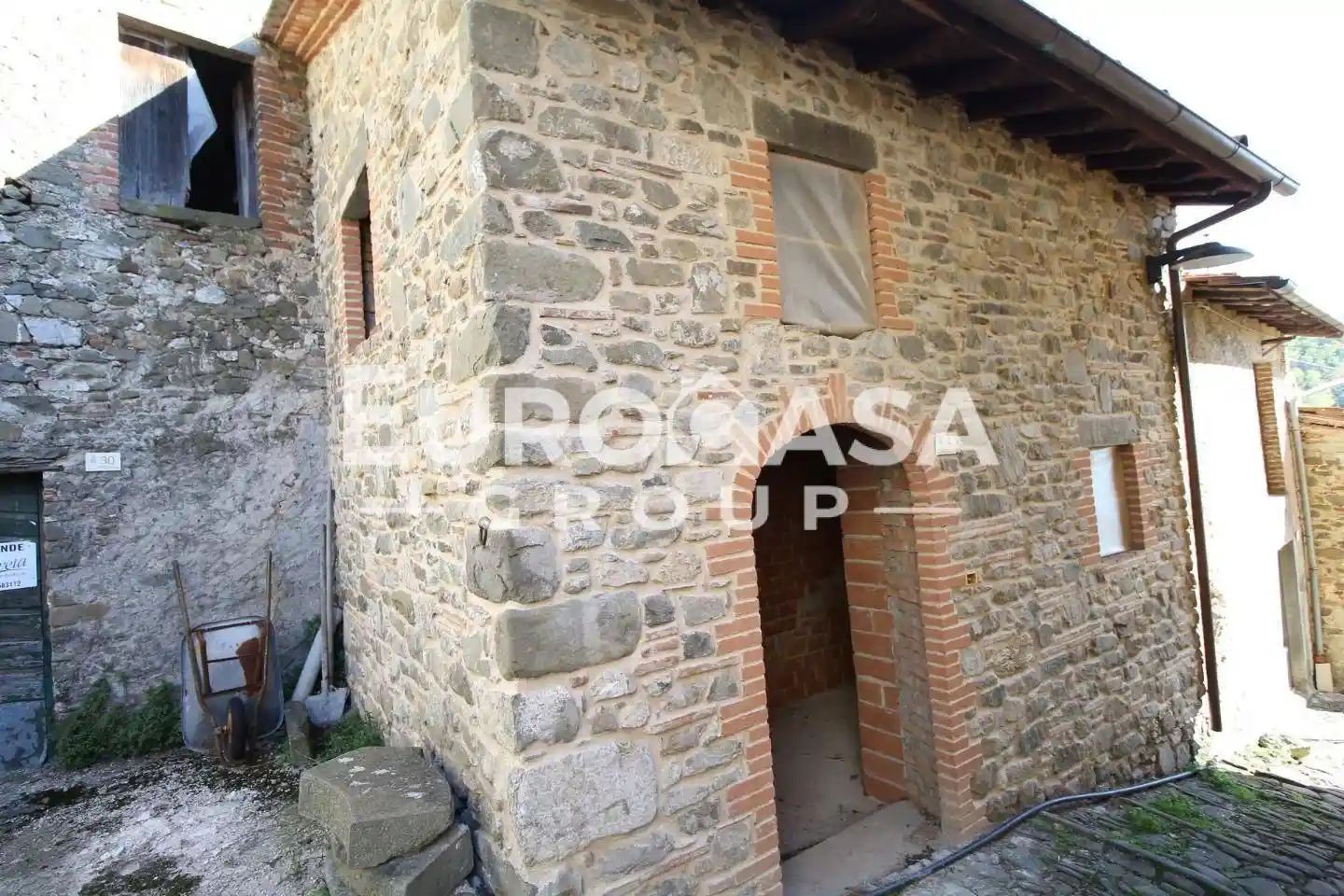 Casa indipendente in vendita a Pescaglia