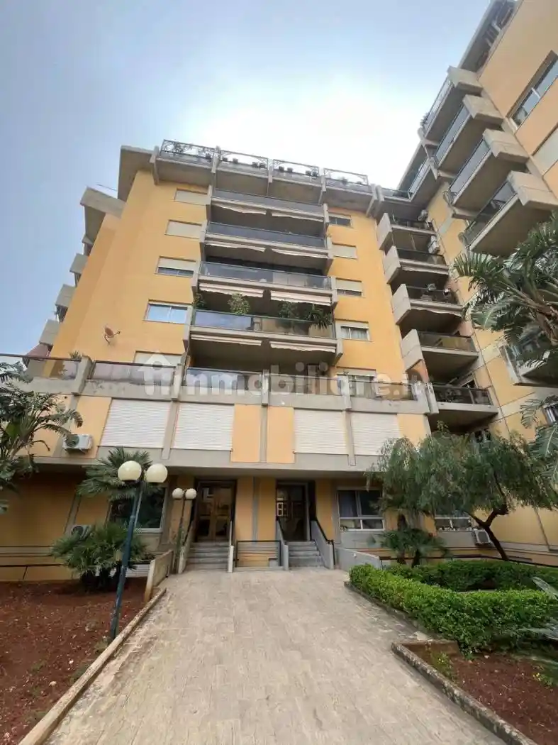 Appartamento in vendita a Palermo
