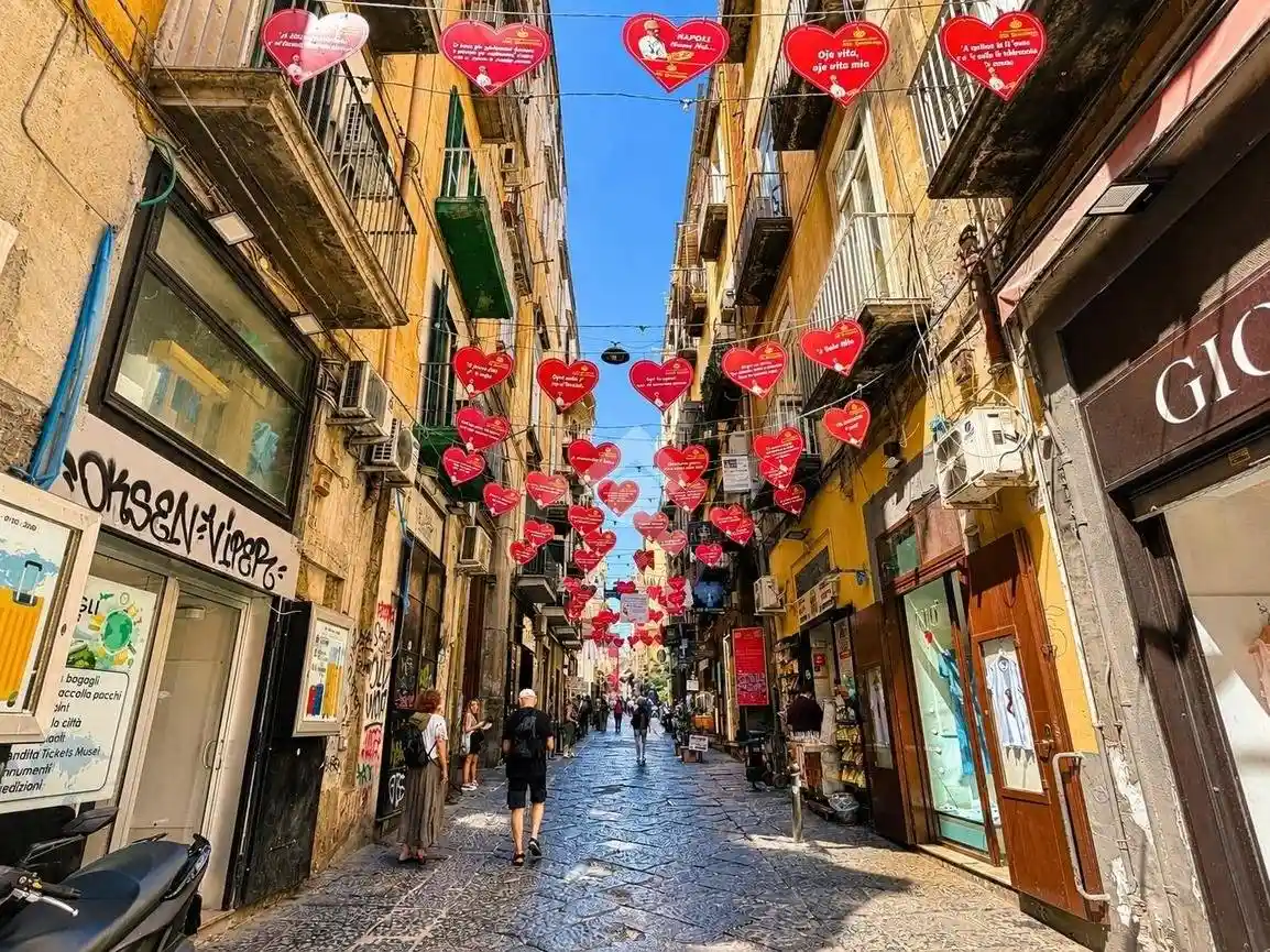 Appartamento in vendita a Napoli