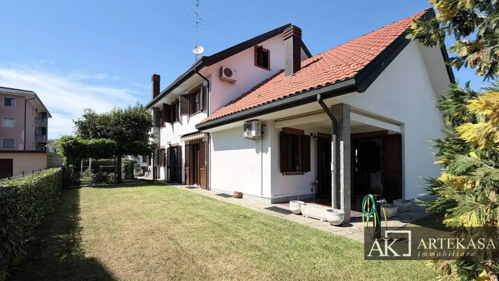 Villa in vendita a Novara