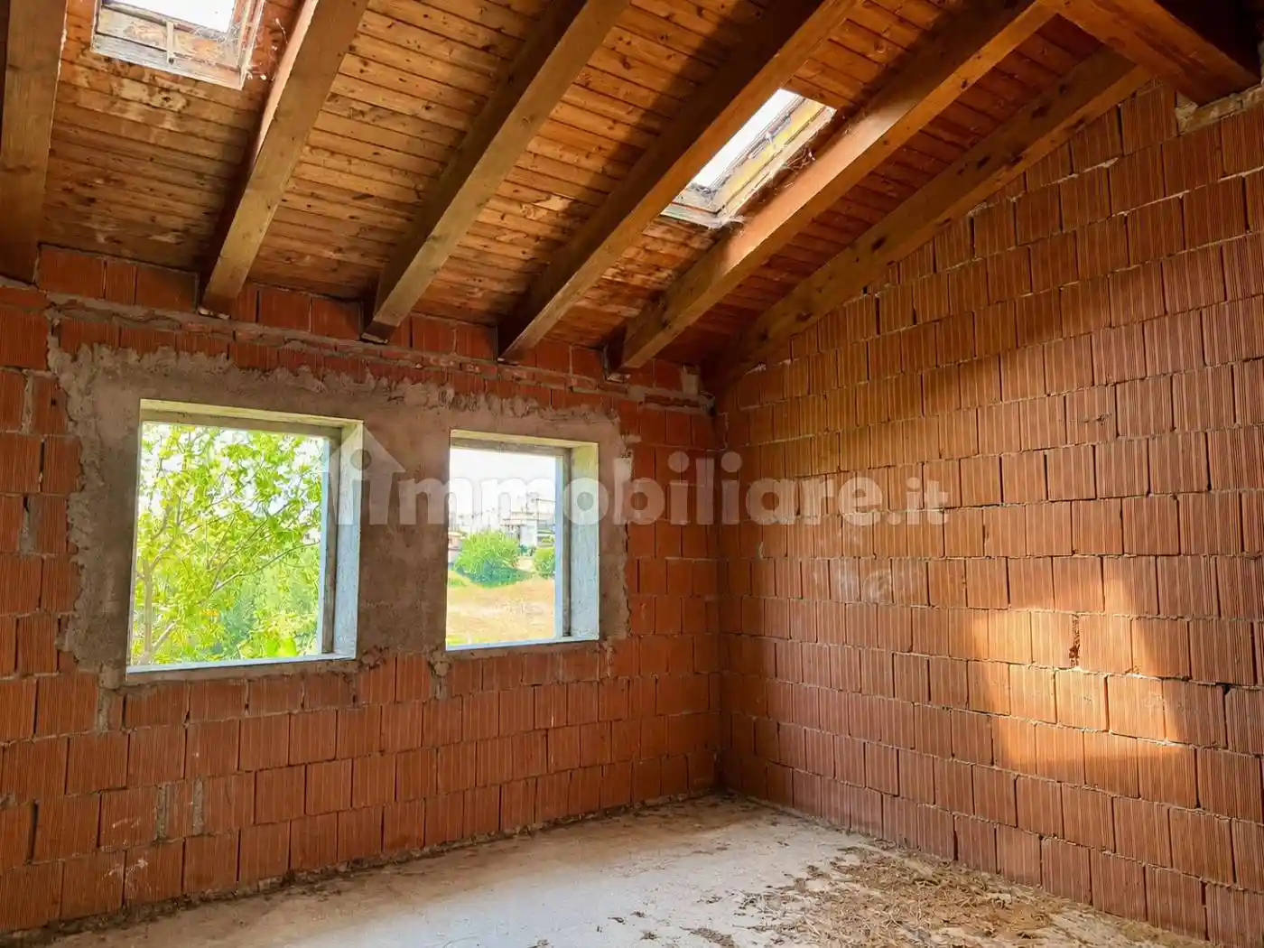 Rustico - Casale in vendita a Zugliano