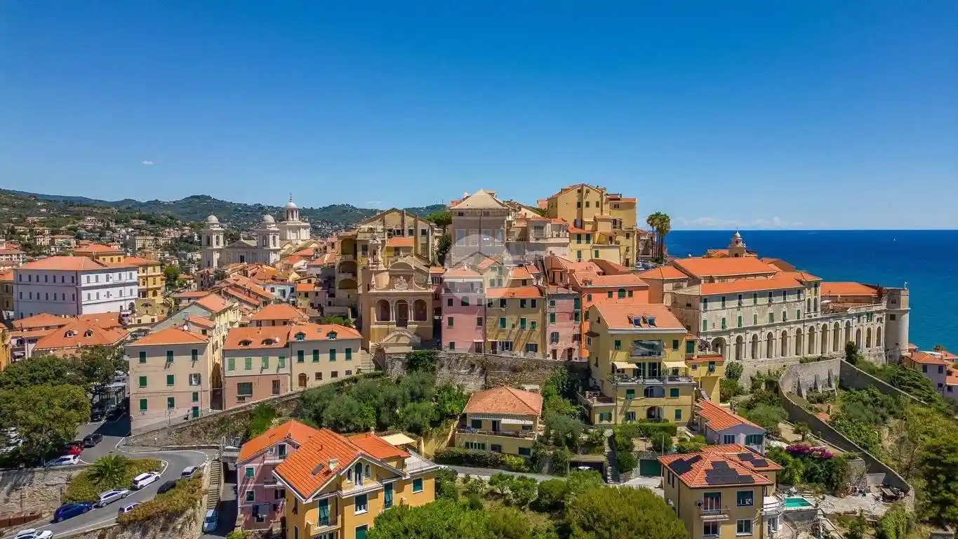 Appartamento in vendita a Imperia