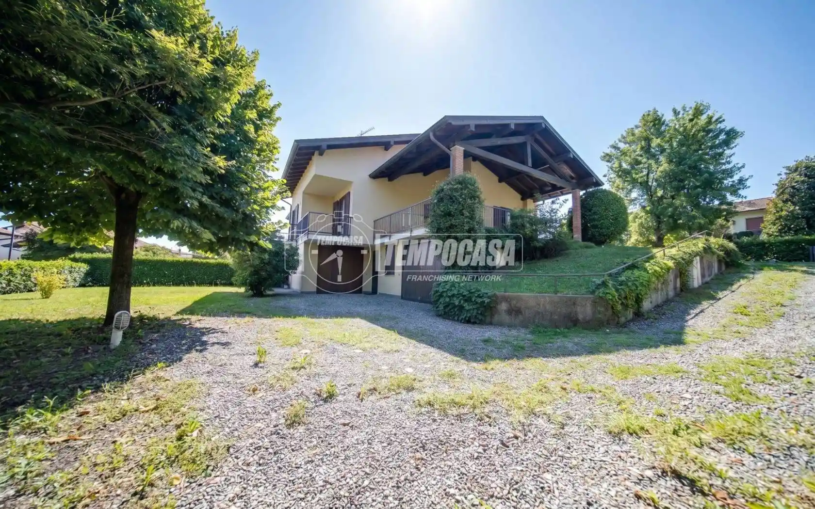 Villa in vendita a Comignago