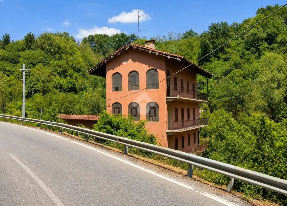 Rustico - Casale in vendita a Cossato