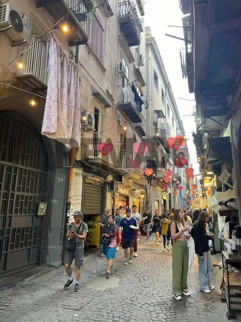 Appartamento in vendita a Napoli