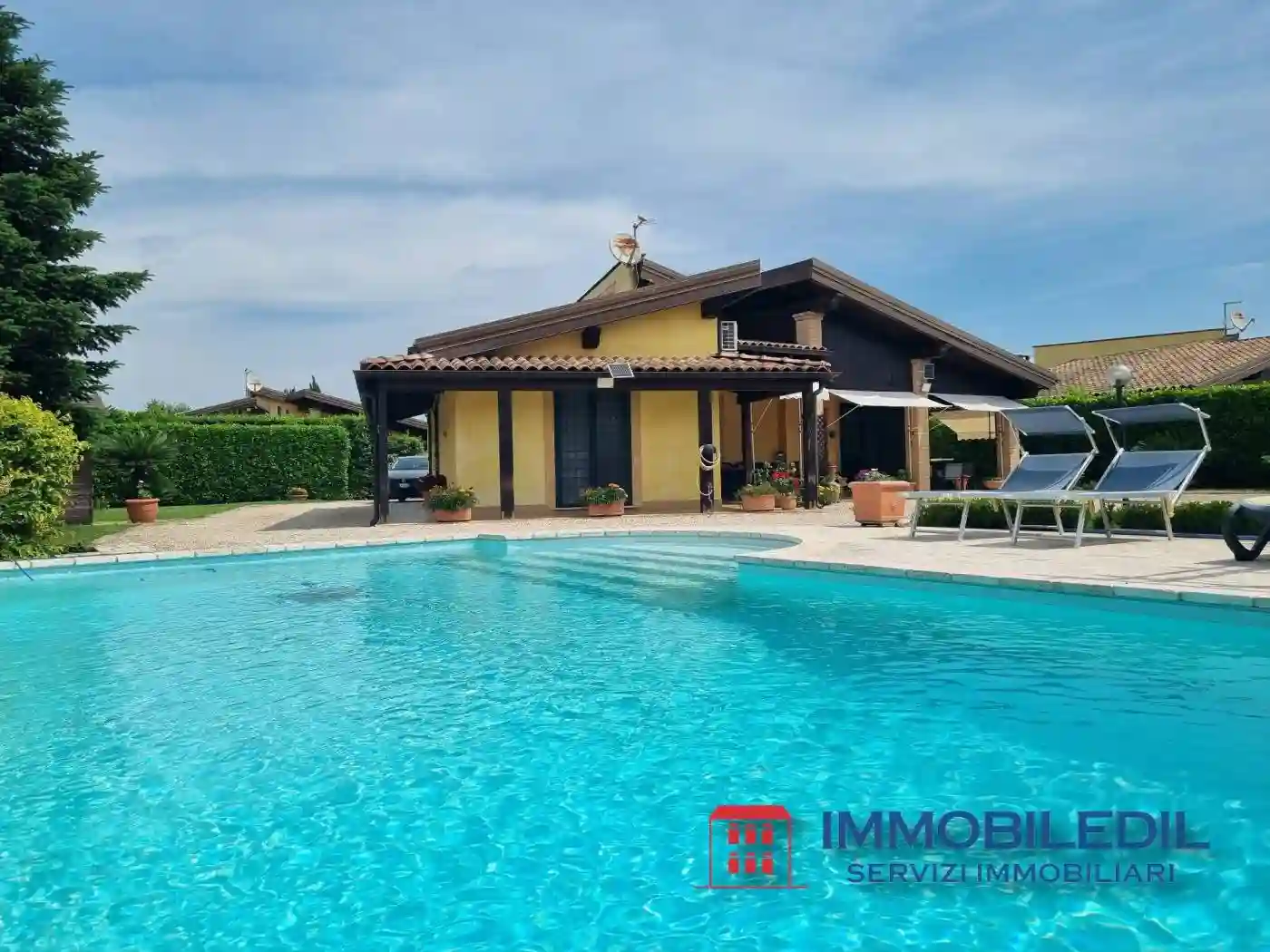 Villa - foto 3
