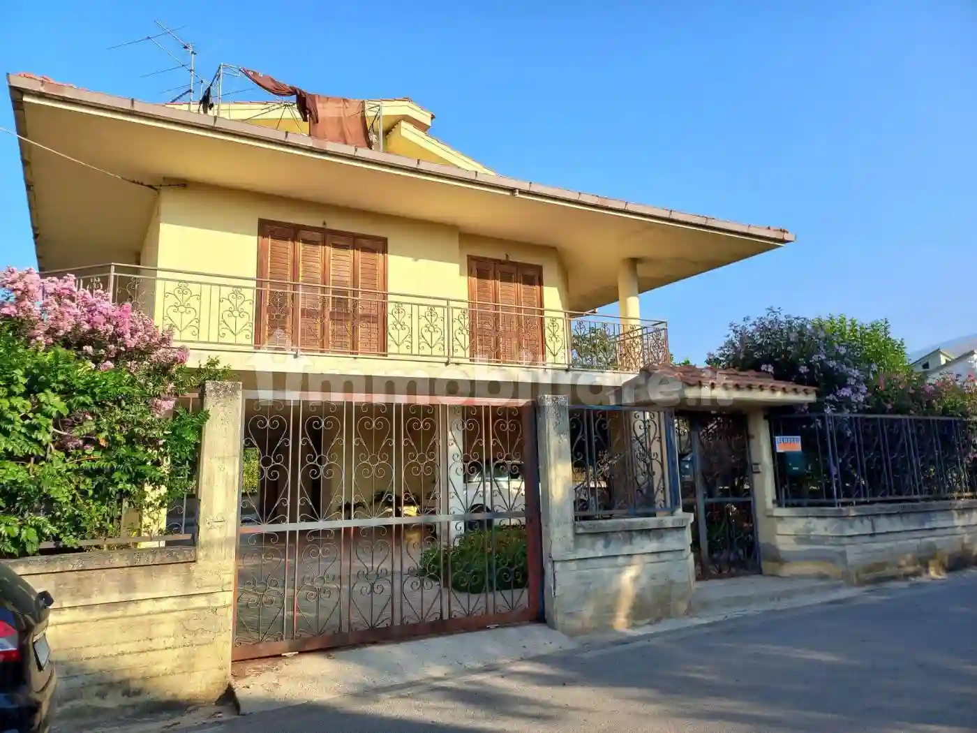 Villa - foto 2