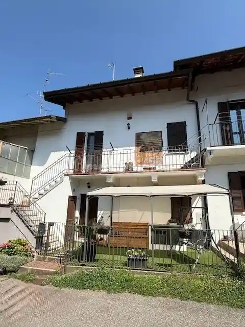 Casa indipendente in vendita a Taino