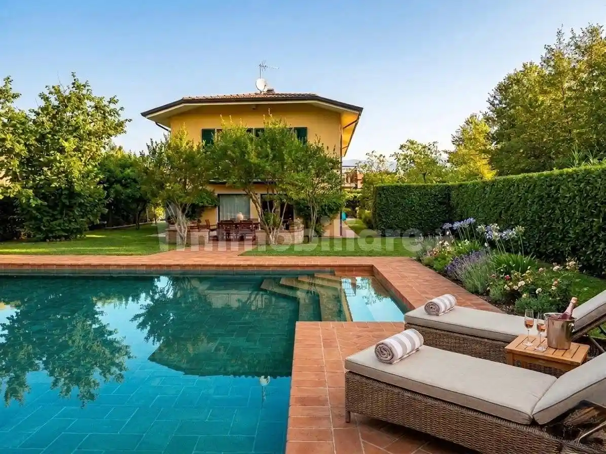 Villa in vendita a Ameglia