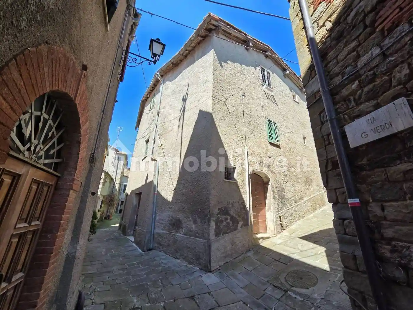 Casa indipendente in vendita a Sinalunga