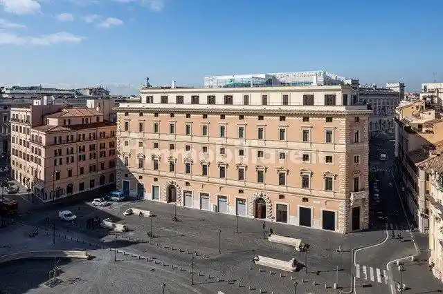Palazzo - Edificio in affitto a Roma