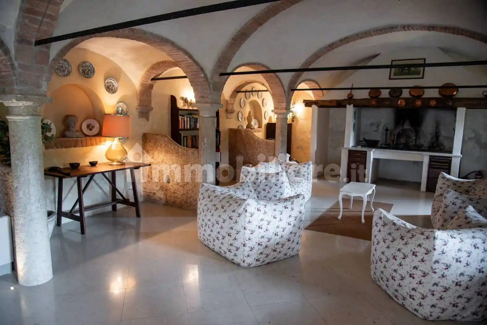 Rustico - Casale in vendita a Borgo Virgilio