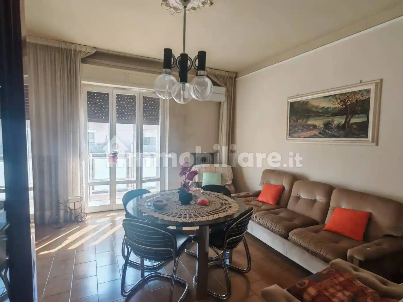 Appartamento in vendita a Falconara Marittima