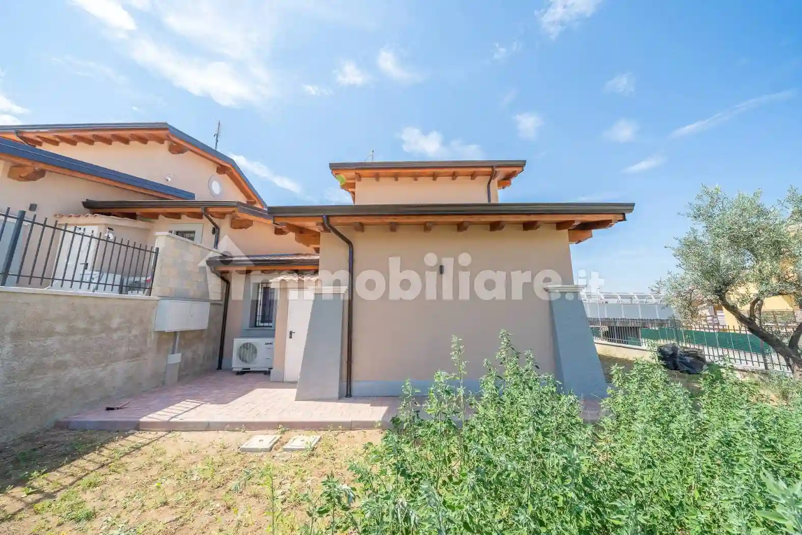 Villa - foto 2