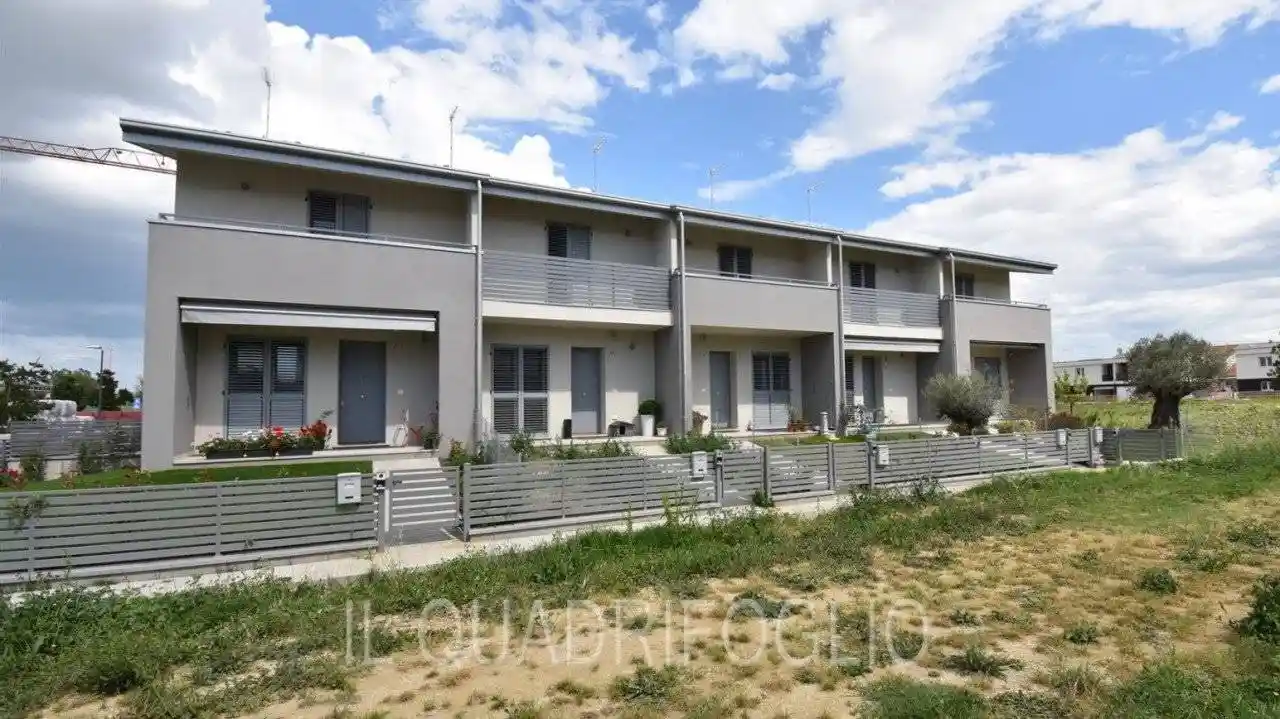 Villetta a schiera in vendita a Cesena