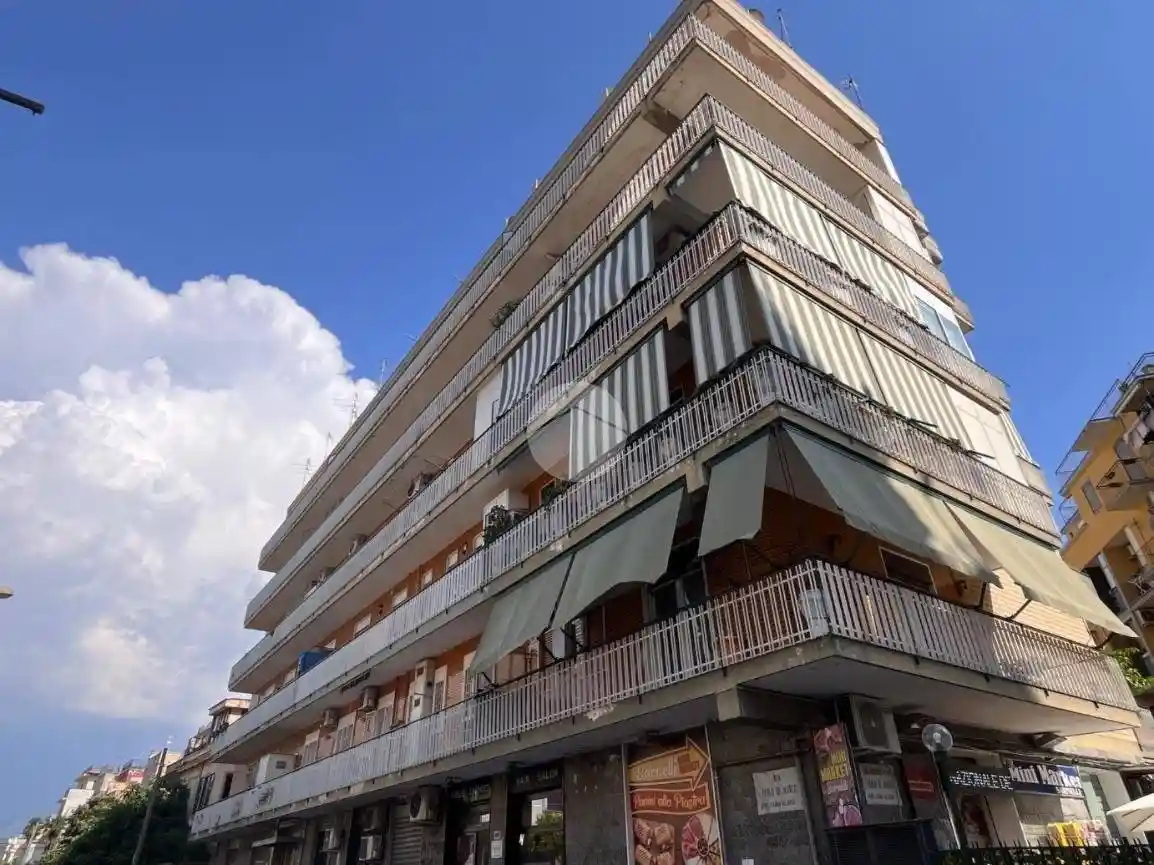 Appartamento in vendita a Napoli