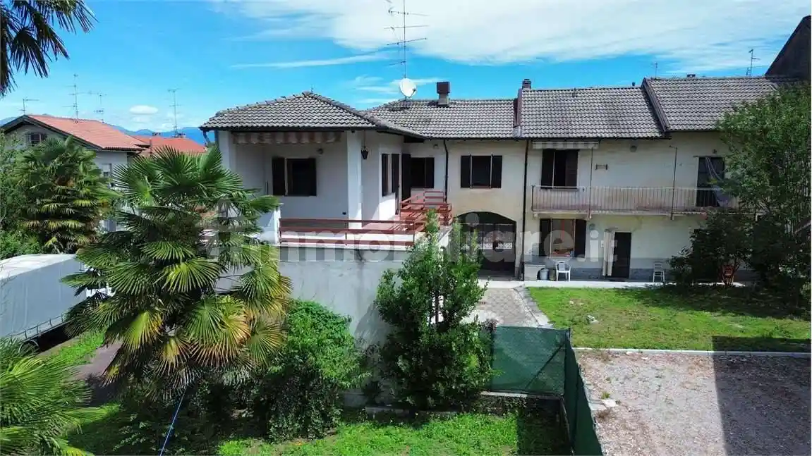 Casa indipendente in vendita a Taino