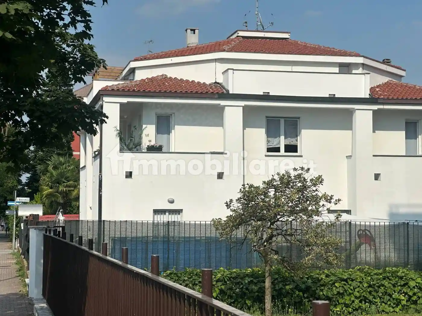 Villa in vendita a Rozzano