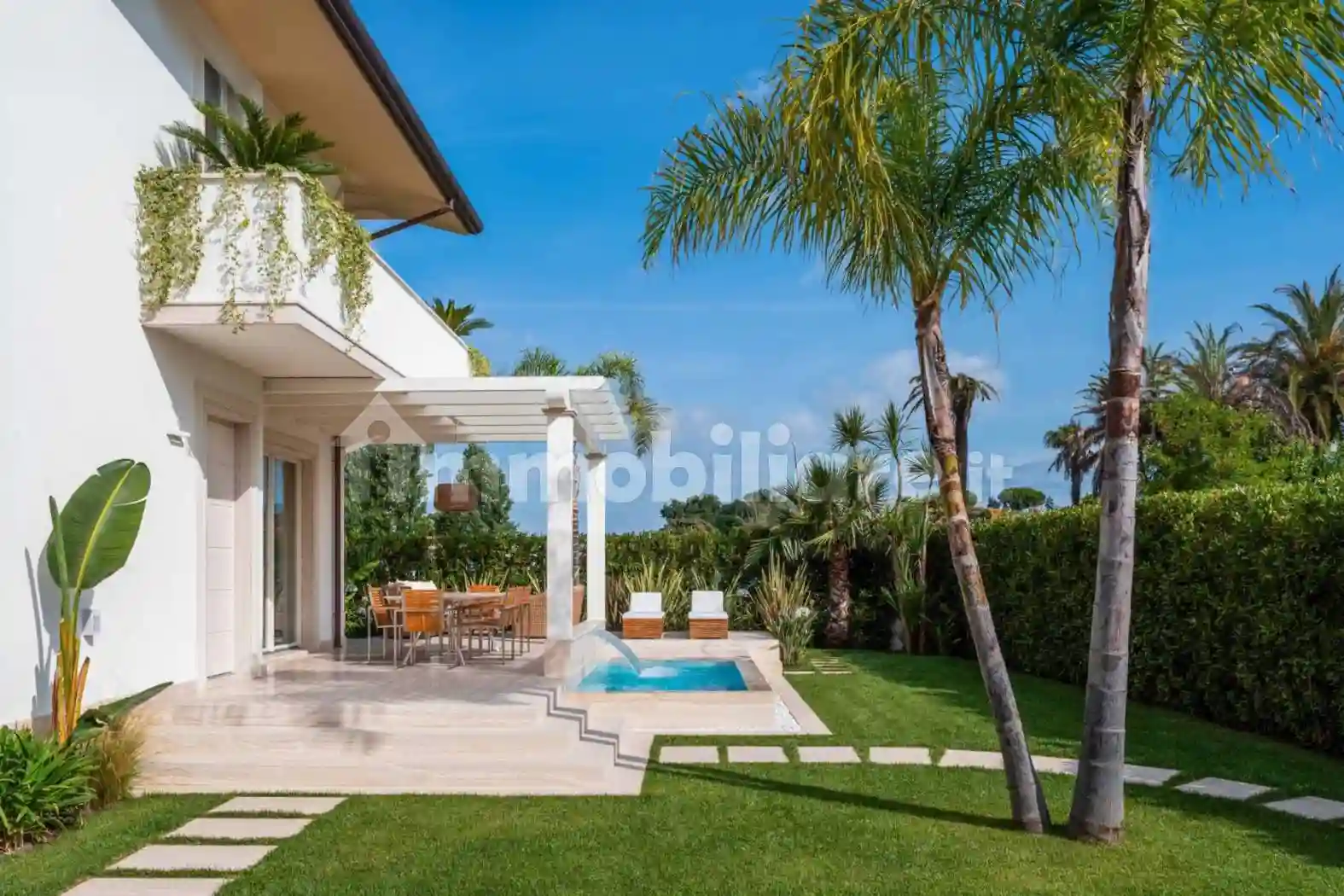 Villa - foto 2