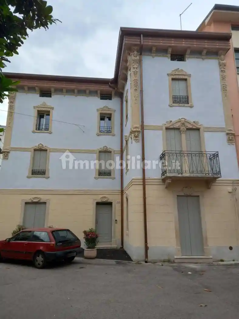 Appartamento in affitto a Verona