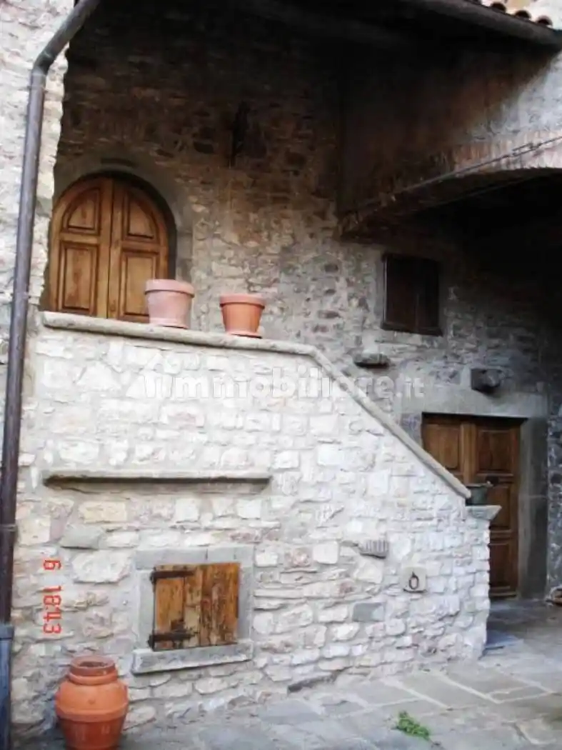 Villa in vendita a Comano