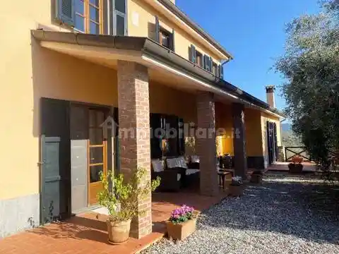 Villa in vendita a Fosdinovo