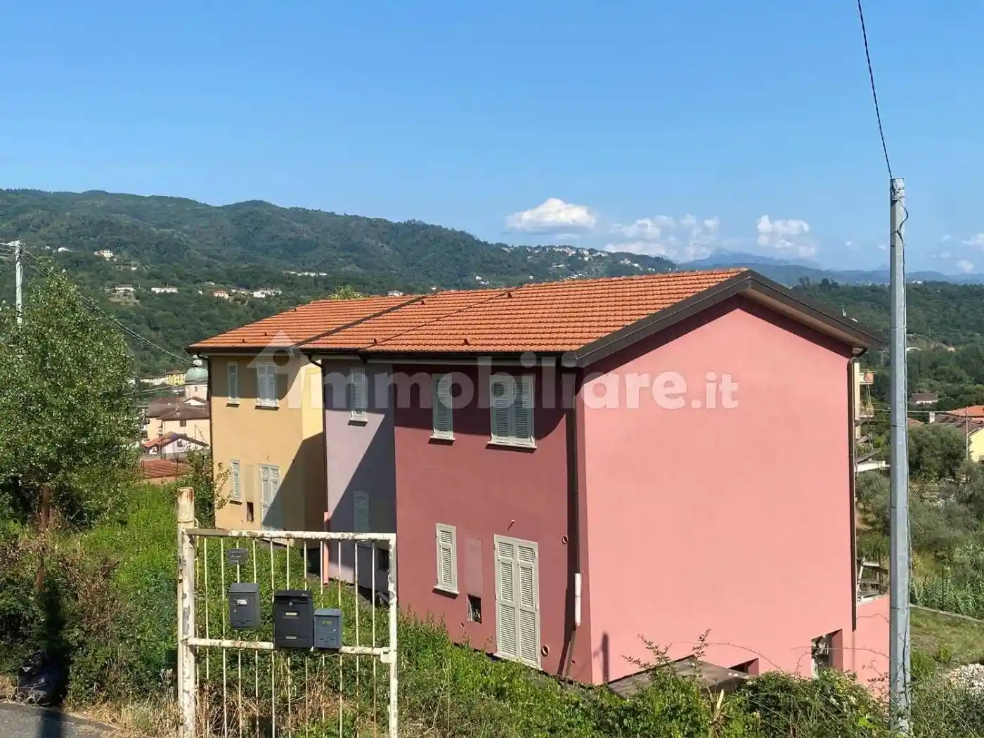 Villa in vendita a Follo