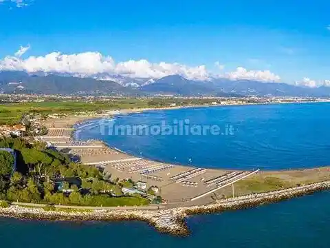 Appartamento in vendita a Ameglia