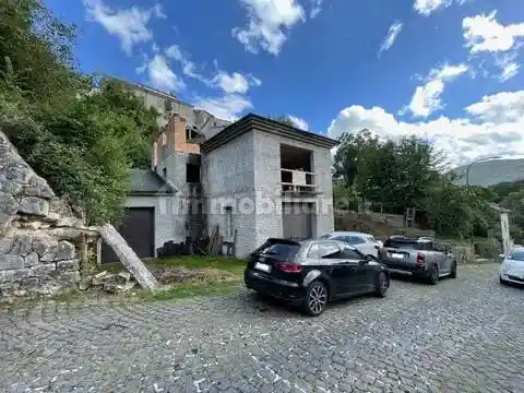 Rustico - Casale in vendita a Montenero Val Cocchiara