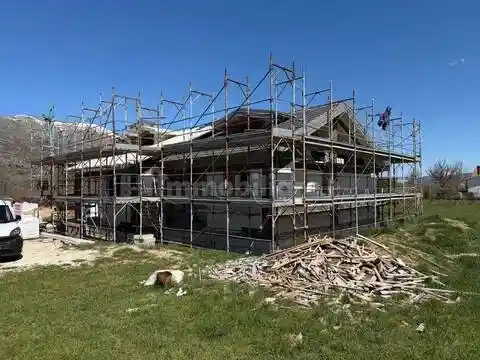 Villa in vendita a Alfedena