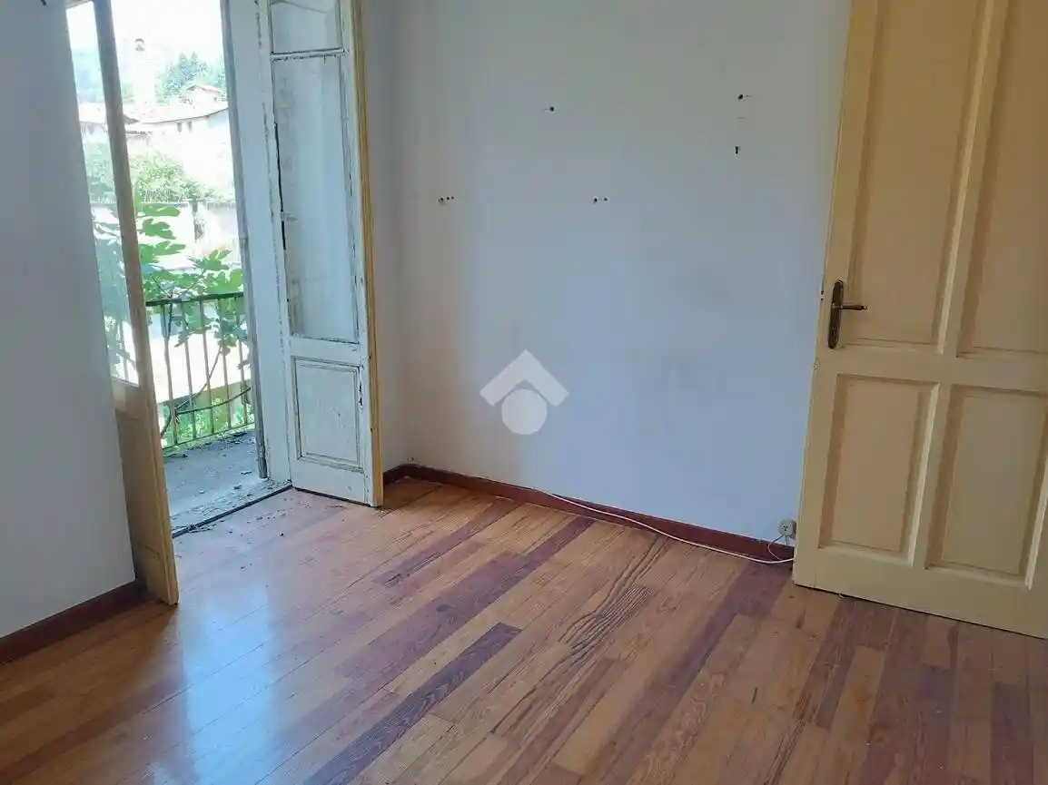 Appartamento in vendita a Valdilana