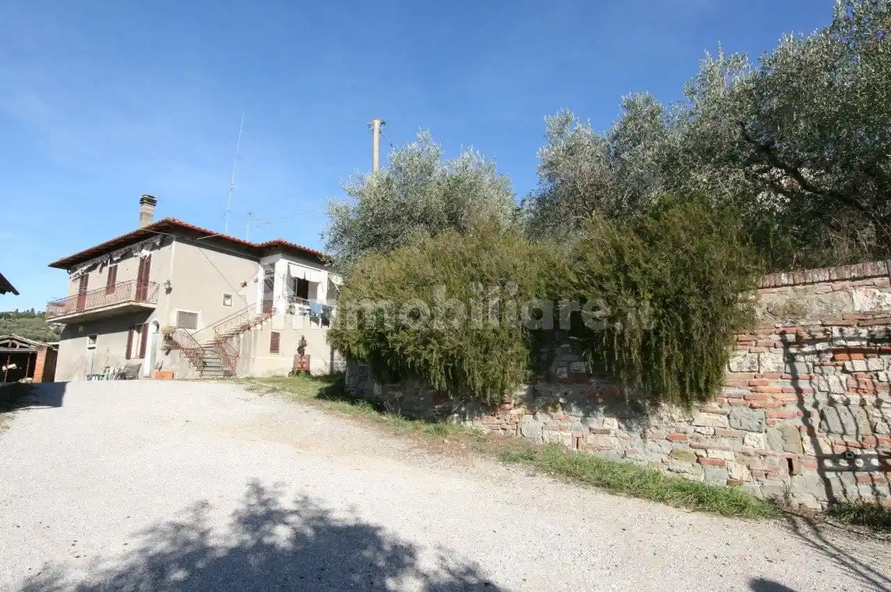 Casa indipendente in vendita a Sinalunga