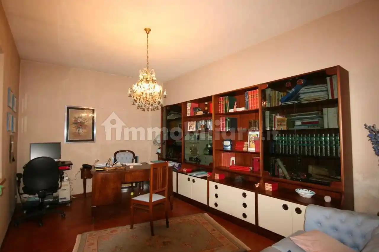 Villa in vendita a Lucignano
