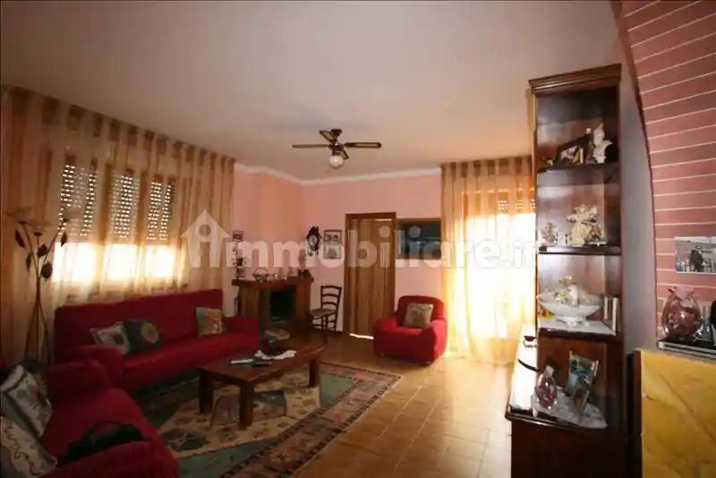 Appartamento in vendita a Sinalunga