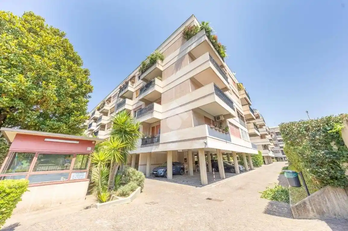 Appartamento in vendita a Roma