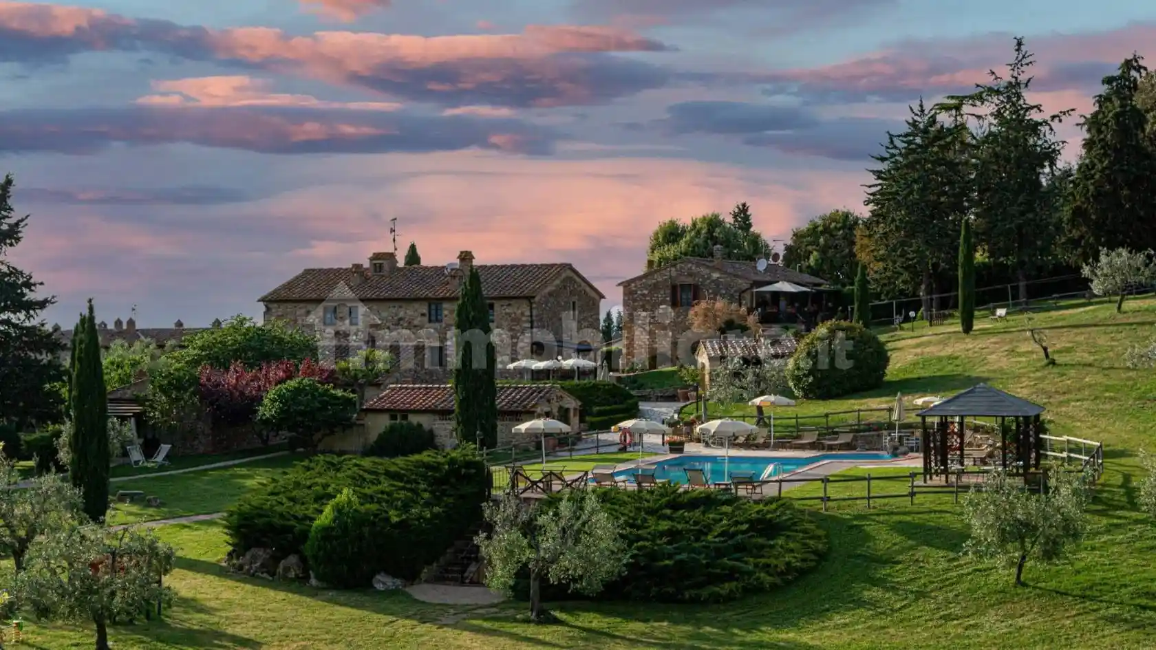 Rustico - Casale in vendita a Gambassi Terme