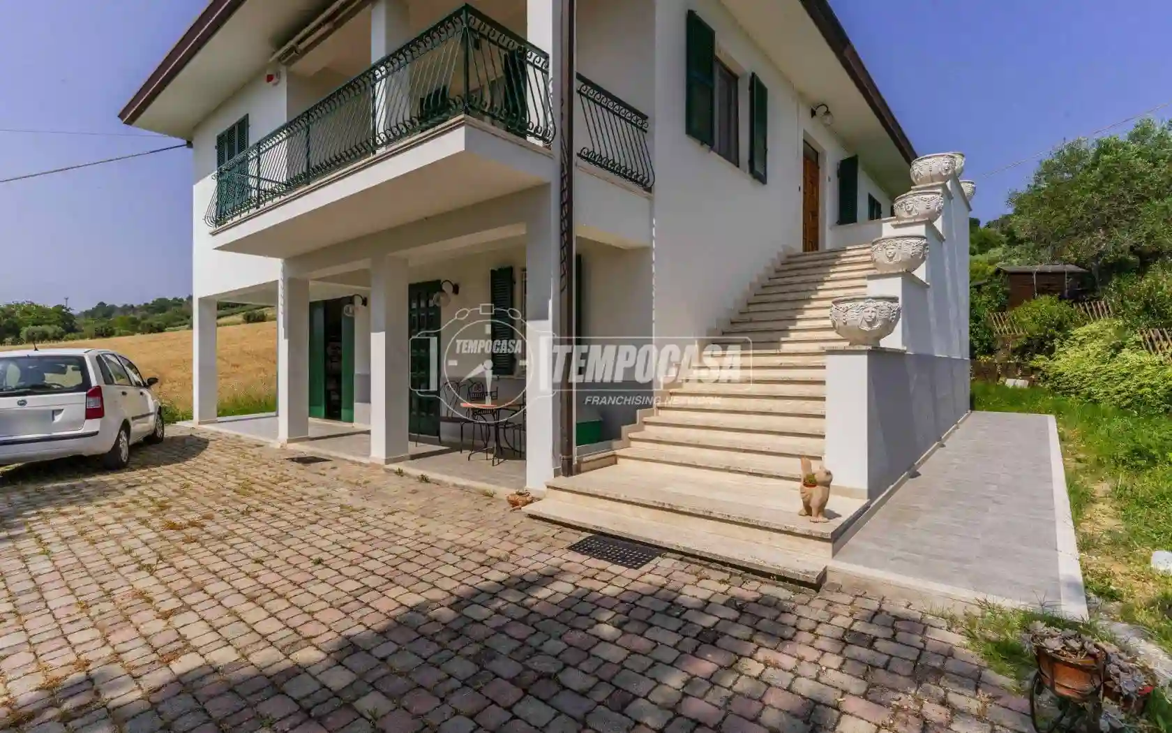 Villa - foto 2