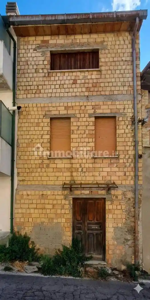 Casa indipendente in vendita a Castel Frentano