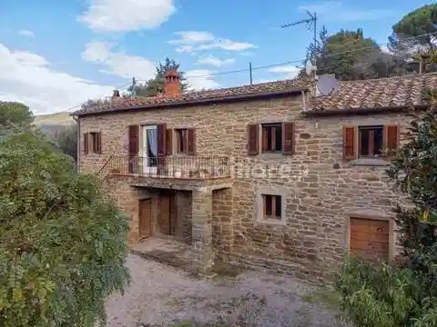Rustico - Casale in vendita a Tuoro sul Trasimeno