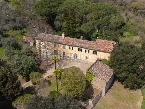 Villa in vendita a Cortona