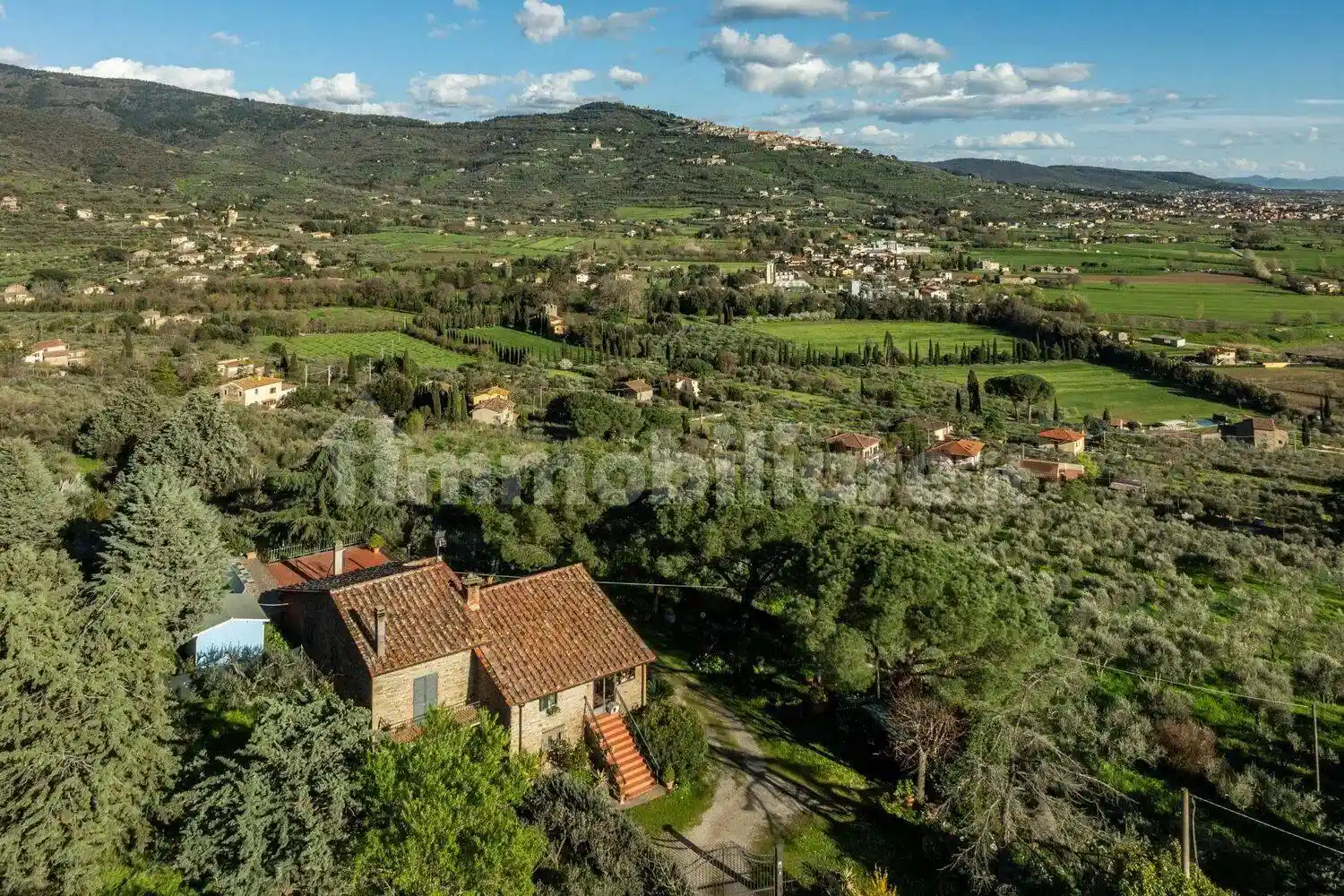 Villa in vendita a Cortona